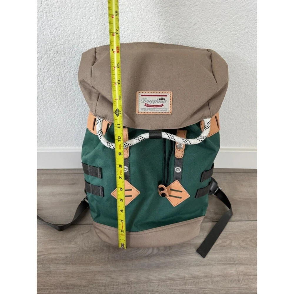 Doughnut Outdoor Adventure Green Tan Backpack Hiking Travel‎ Laptop Bag
